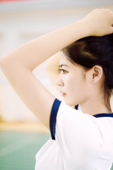 在女宿舍里玩5女黄文